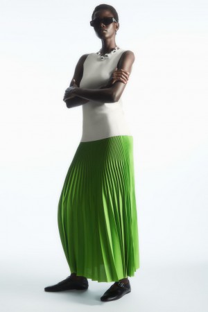 Falda COS Plisado Midi Mujer Verdes Claro | México DNOA-23418