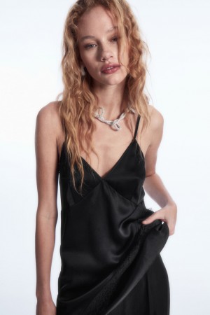 Tops COS Asymmetric Encaje-Trimmed Satin Camisole Mujer Negros | México PGAH-43578