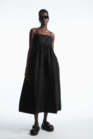 Vestido COS Voluminous Textured Midi Mujer Negros | México DHIN-35062